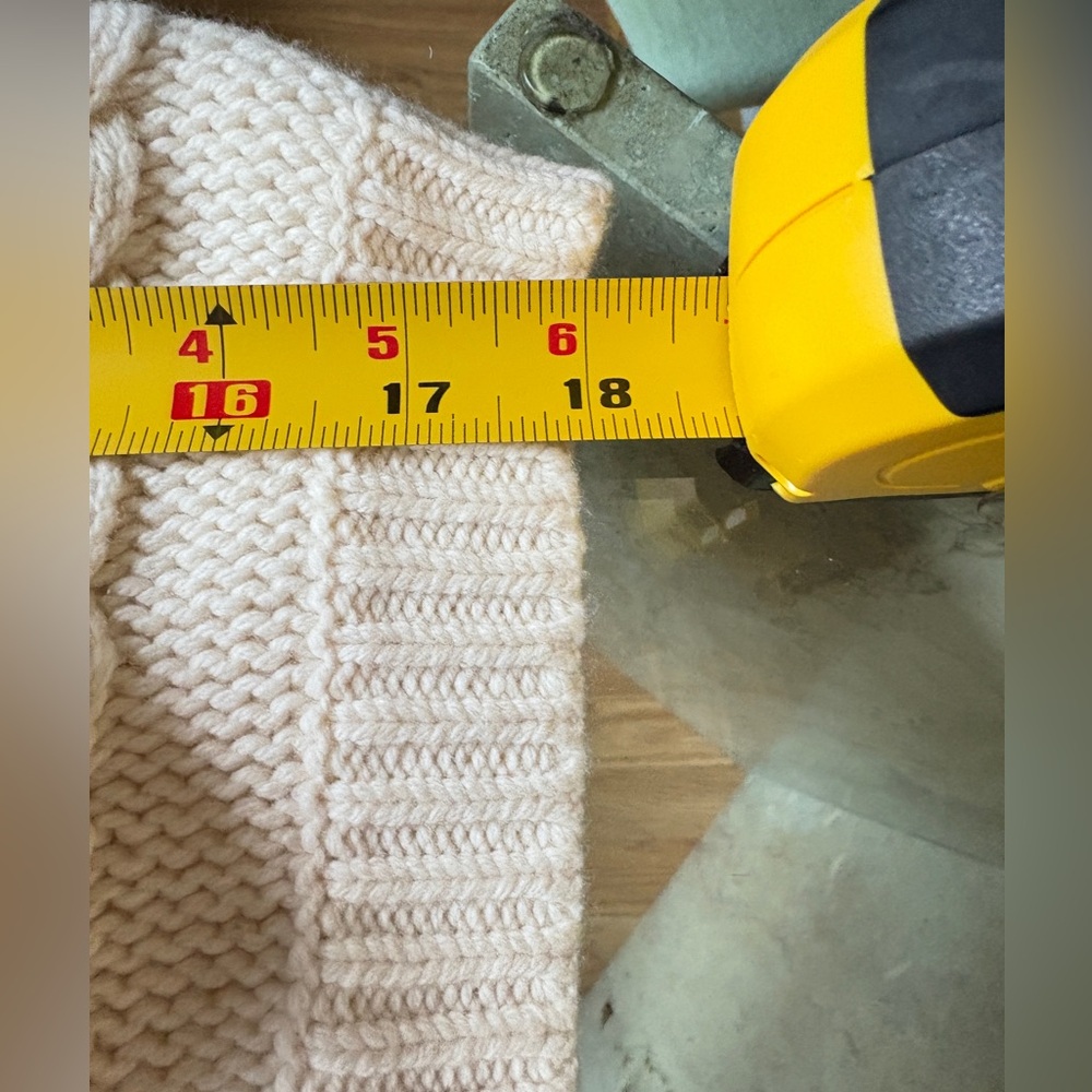Wilfred Cream Sweater Vest - Picture 5 of 11